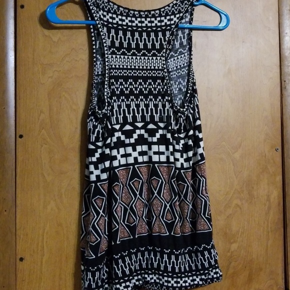 Rue 21 tank top (BOGO) - Picture 2 of 2